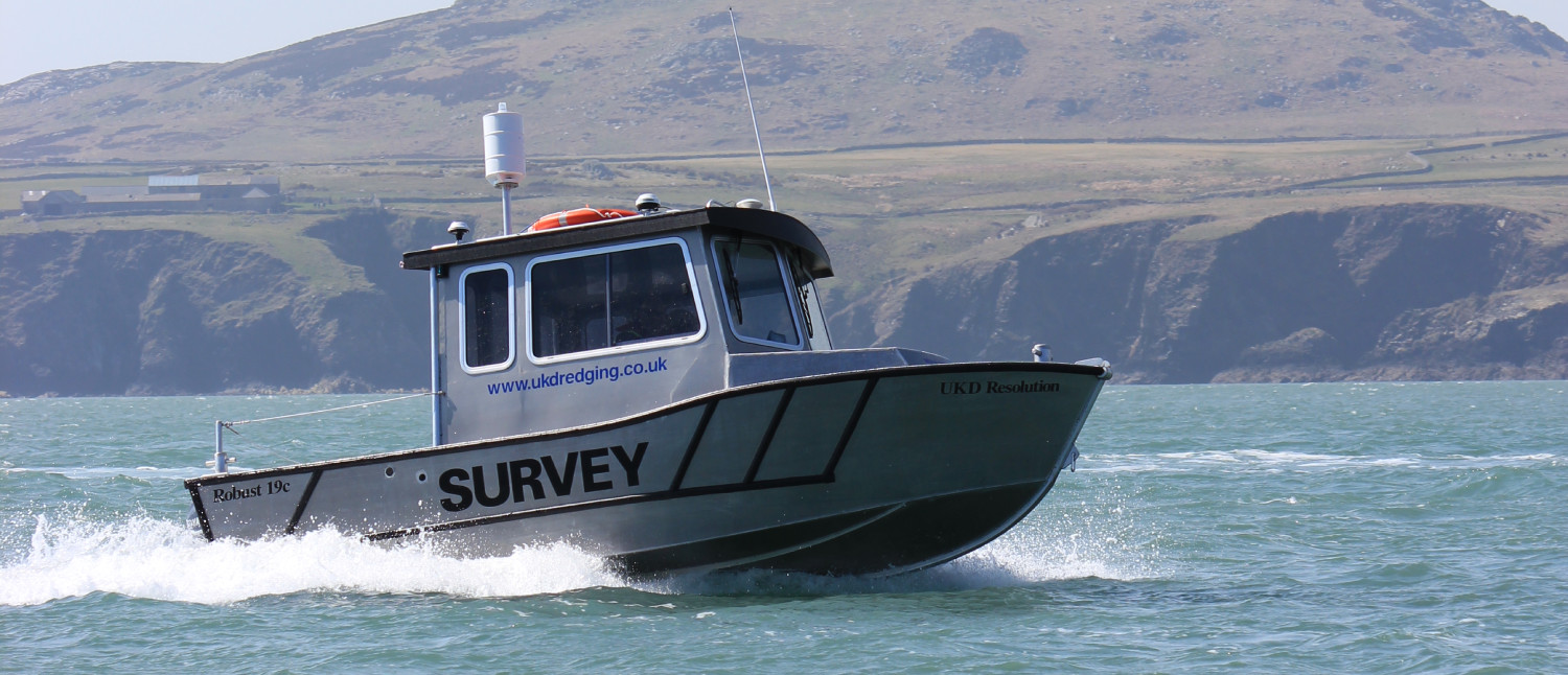 UKD survey boat